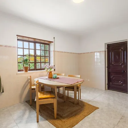 Casa Jasmin - Peaceful Retreat On Silver Coast * Reguengo Grande
